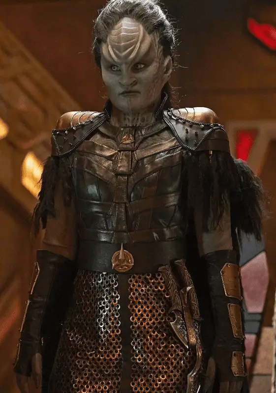 female klingon star trek discovery